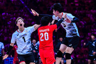 Małe zaskoczenie w drugim półfinale VNL. Japonia pokonała faworytów ze Słowenii i to ona powalczy o złoto [ZDJĘCIA]